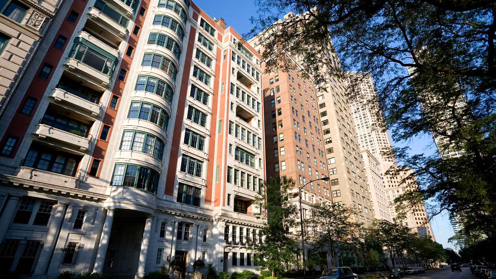 A Chicago condo packed with unwanted furniture and clutter before a Junk Jaws cleanout.