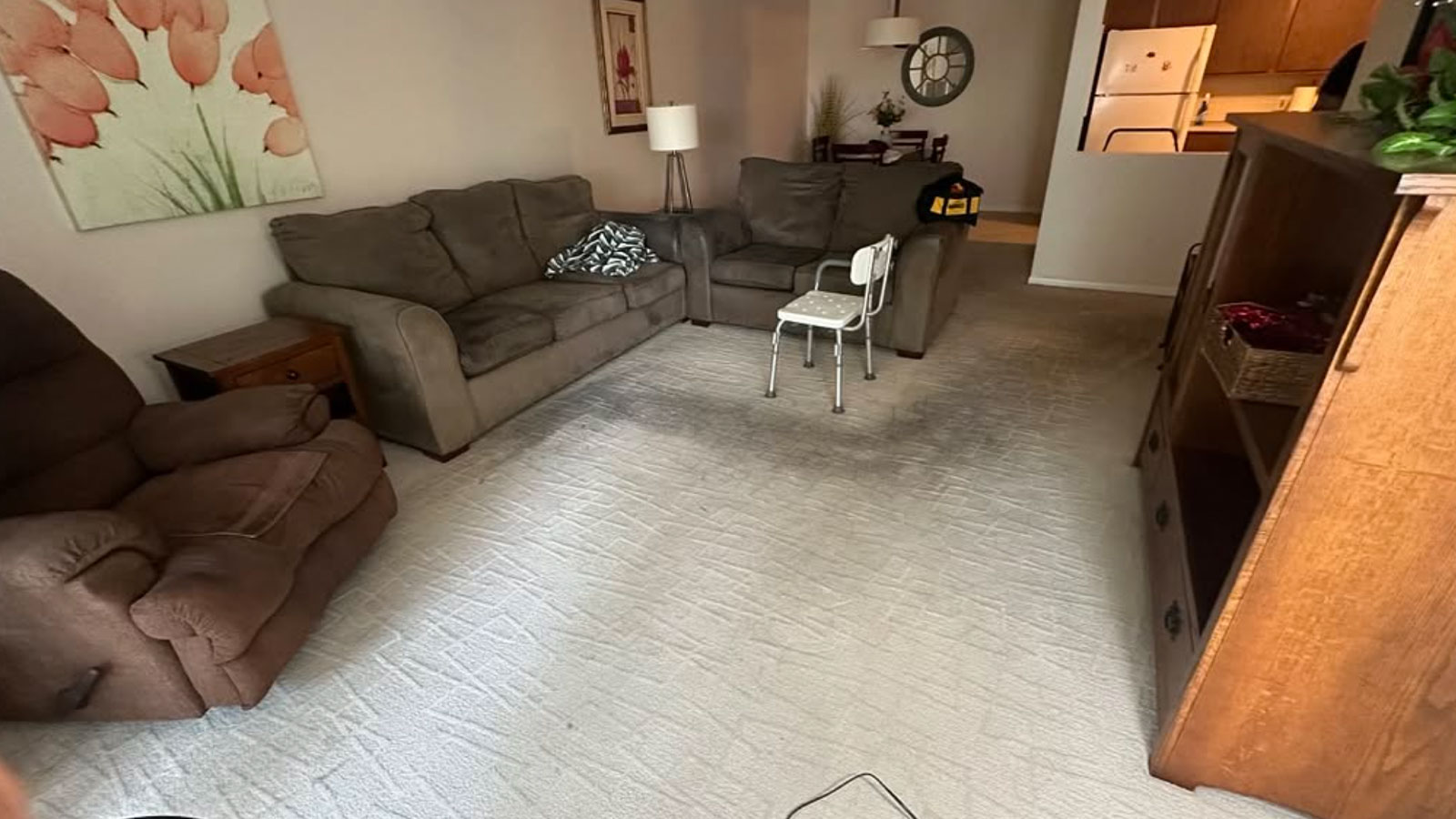 A Chicago home full of unwanted items before a Junk Jaws house cleanout.